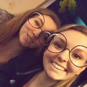 Meet your Posher, Alexis